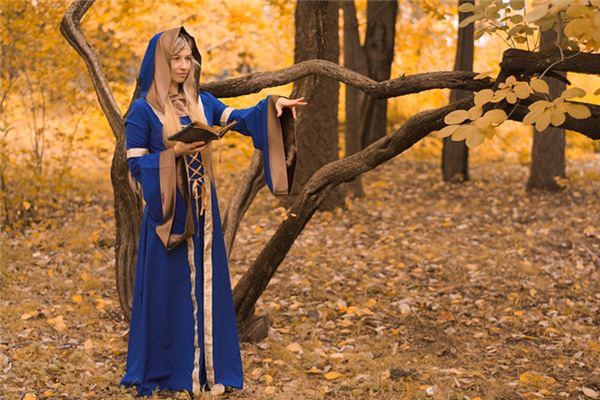 取名字打分:吳俊賢