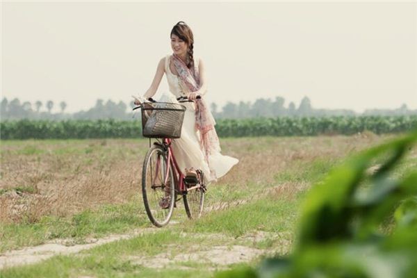 詩詞取名：男孩葛姓帶澎字名字