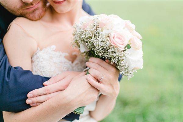 焦靈花的姓名打分結果_焦靈花五行分析