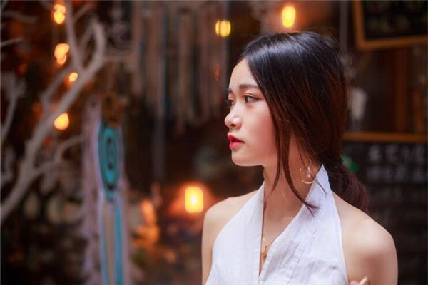 小孩起名:吳紅旭