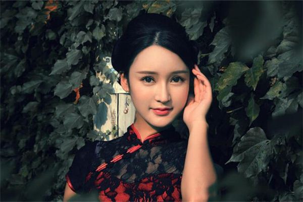 取名字打分:吳樂游