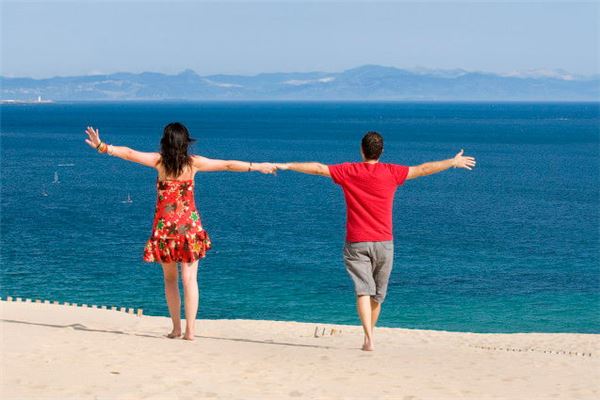 八字取名:吳安青