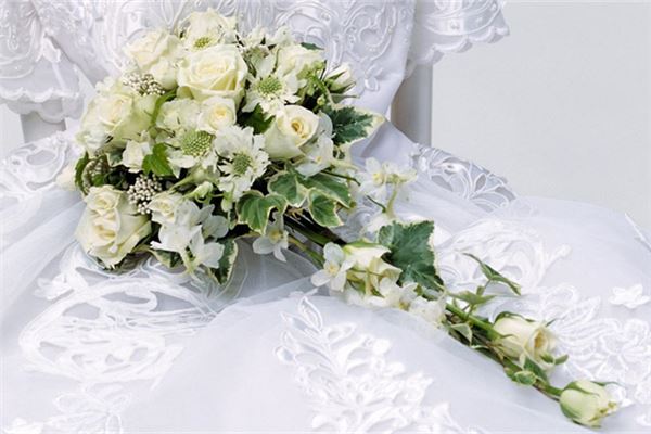 五行木旺缺金 名字