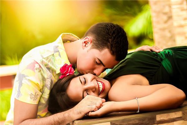 易佰豐的姓名打分結果_易佰豐五行分析