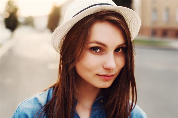 五格起名:吳合瑞